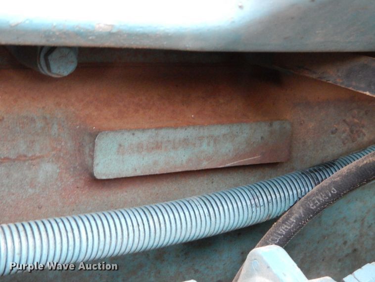 image for item DL6315 1992 International 4900  oil distributor truck