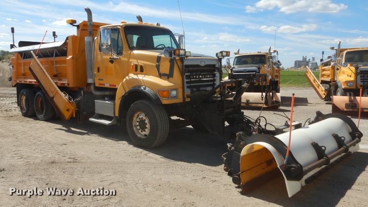 image for item DL6316 2005 Sterling LT9500  dump truck