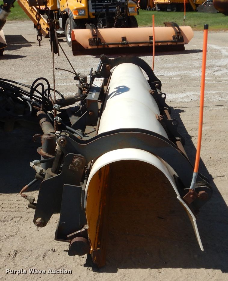 image for item DL6316 2005 Sterling LT9500  dump truck