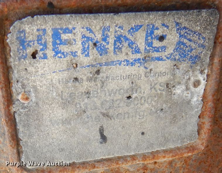 image for item DL6316 2005 Sterling LT9500  dump truck