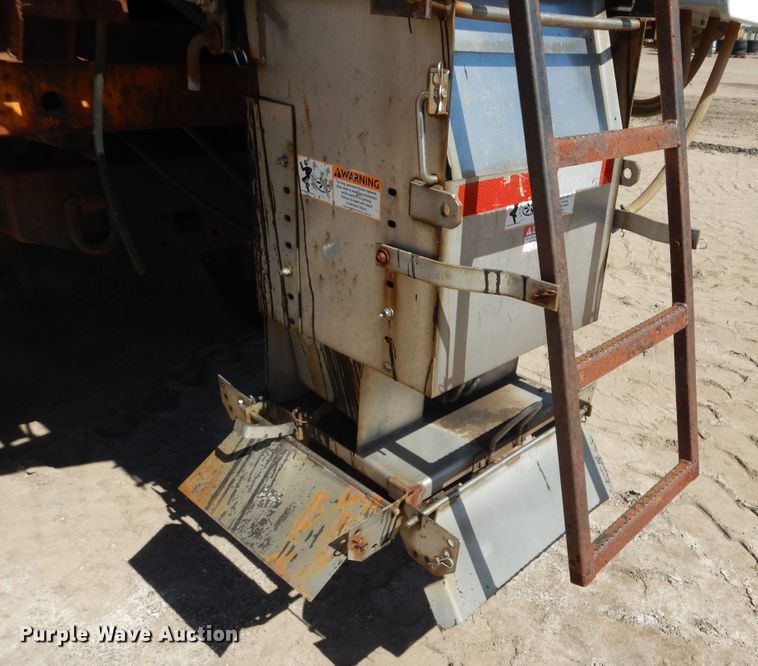 image for item DL6316 2005 Sterling LT9500  dump truck