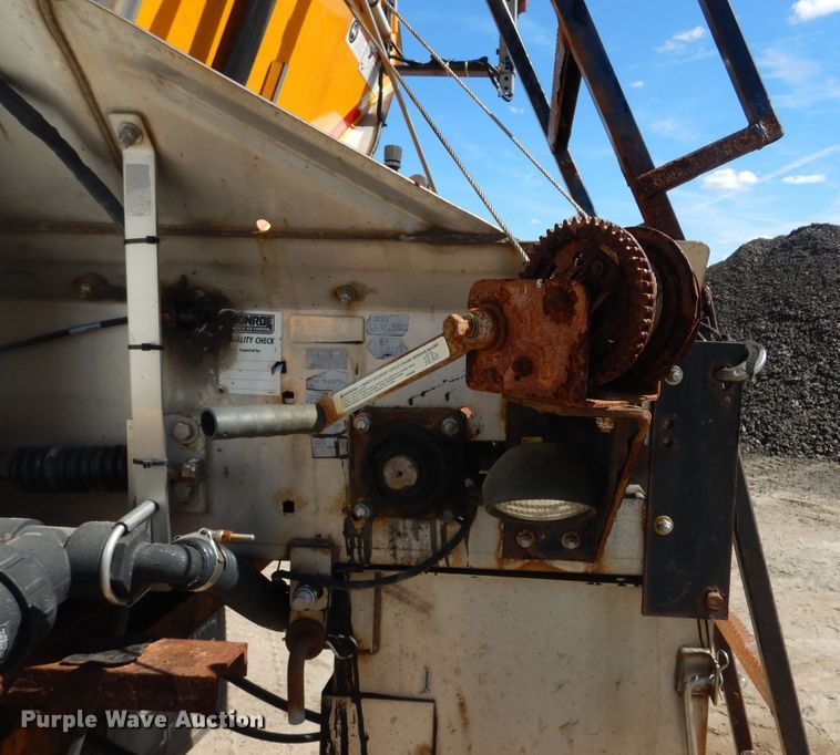 image for item DL6316 2005 Sterling LT9500  dump truck