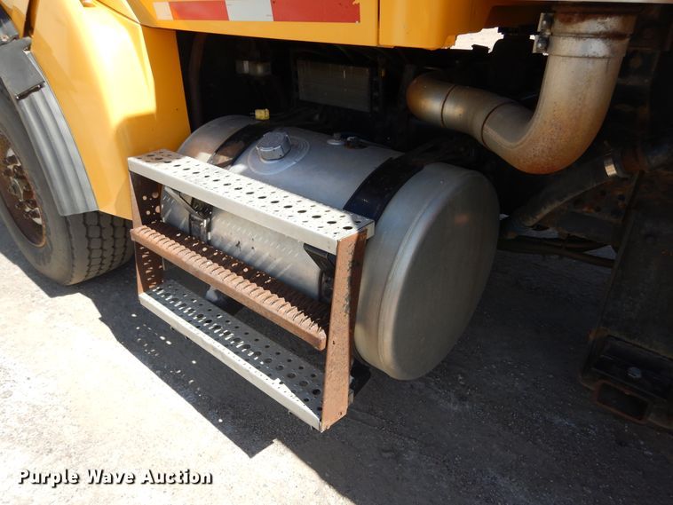 image for item DL6316 2005 Sterling LT9500  dump truck