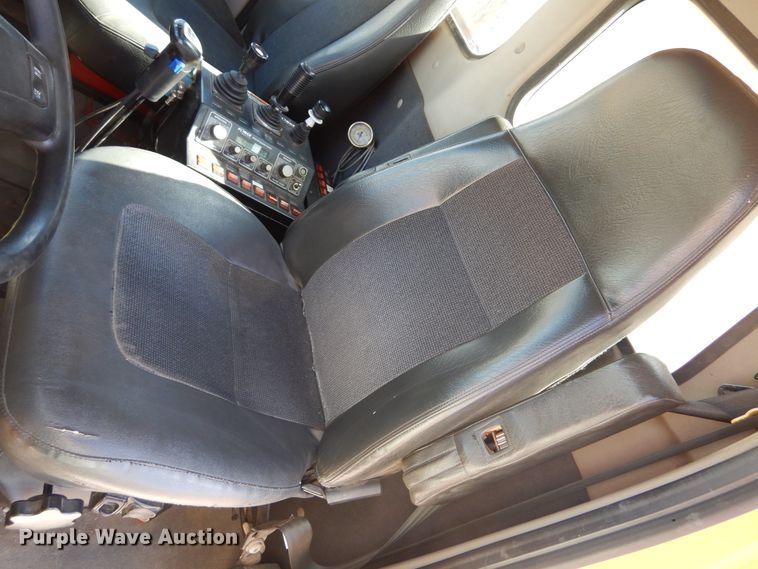 image for item DL6316 2005 Sterling LT9500  dump truck