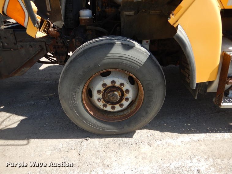 image for item DL6316 2005 Sterling LT9500  dump truck