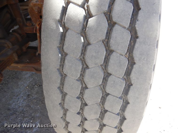 image for item DL6316 2005 Sterling LT9500  dump truck