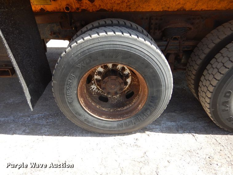 image for item DL6316 2005 Sterling LT9500  dump truck