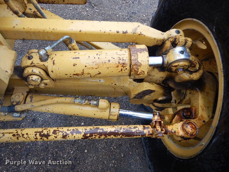 image for item DL6318 1984 Caterpillar 140G  motor grader