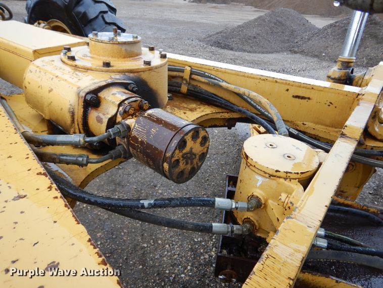 image for item DL6318 1984 Caterpillar 140G  motor grader