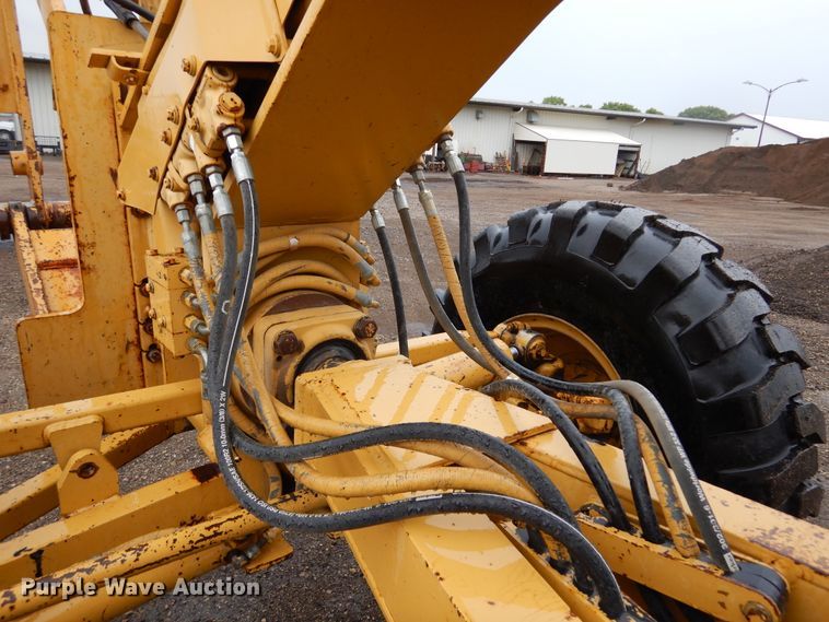 image for item DL6318 1984 Caterpillar 140G  motor grader