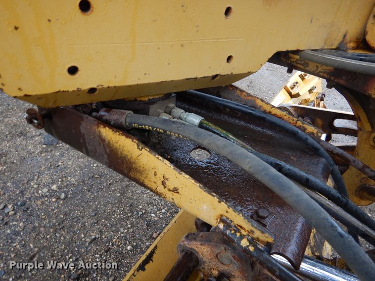 image for item DL6318 1984 Caterpillar 140G  motor grader