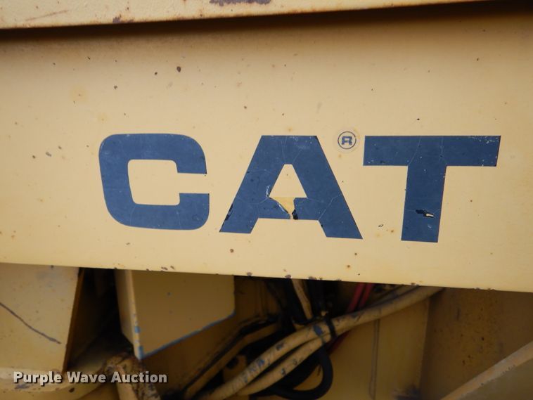 image for item DL6318 1984 Caterpillar 140G  motor grader