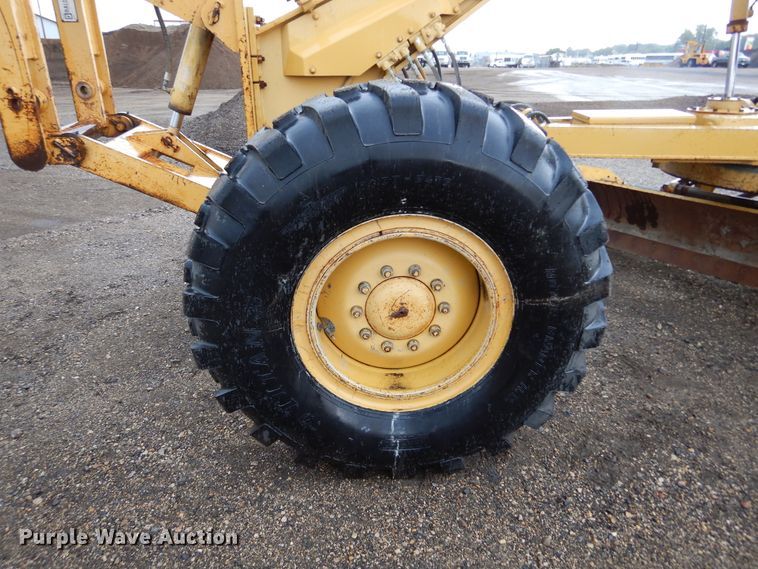 image for item DL6318 1984 Caterpillar 140G  motor grader