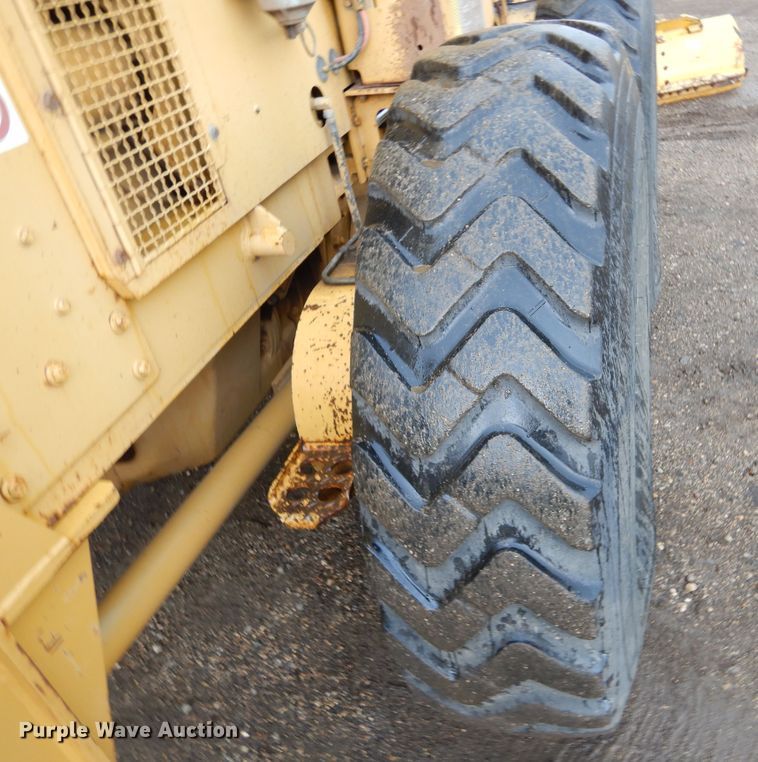 image for item DL6318 1984 Caterpillar 140G  motor grader