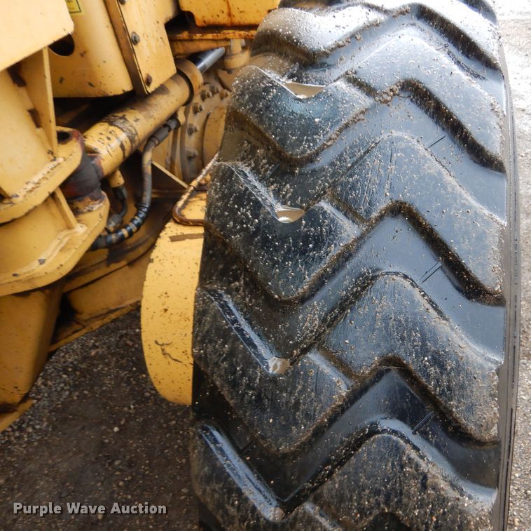 image for item DL6318 1984 Caterpillar 140G  motor grader