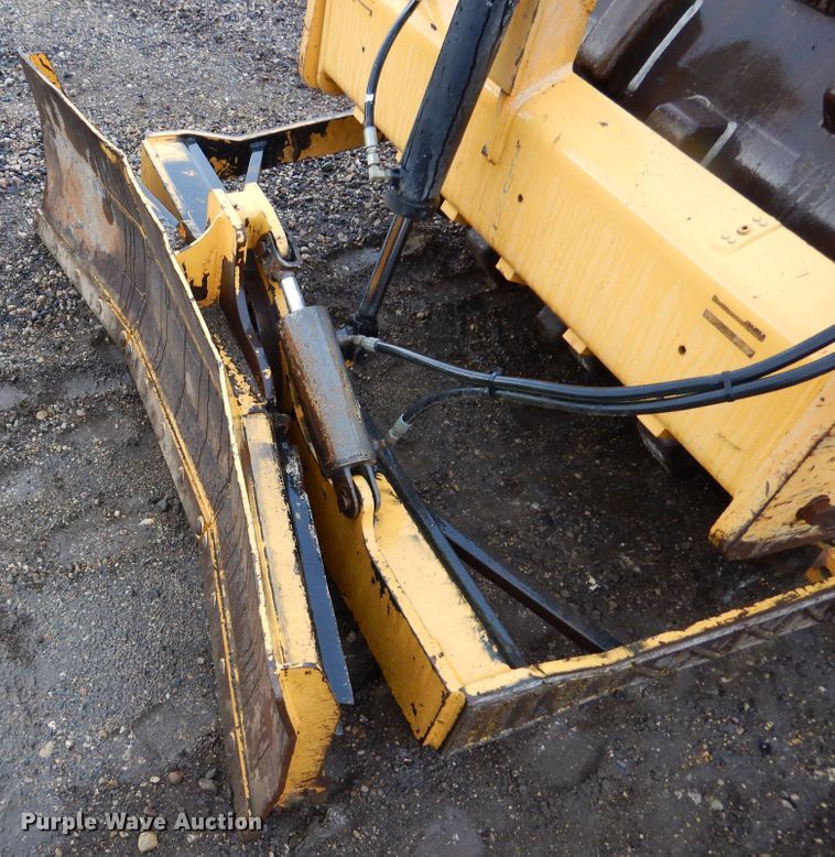 image for item DL6319 2010 Volvo SD45F  single drum vibratory roller