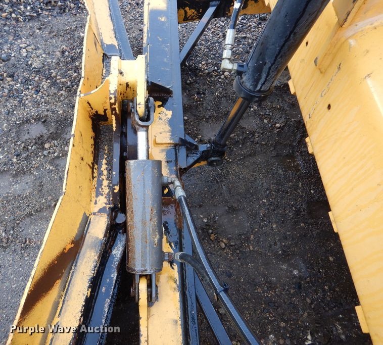 image for item DL6319 2010 Volvo SD45F  single drum vibratory roller