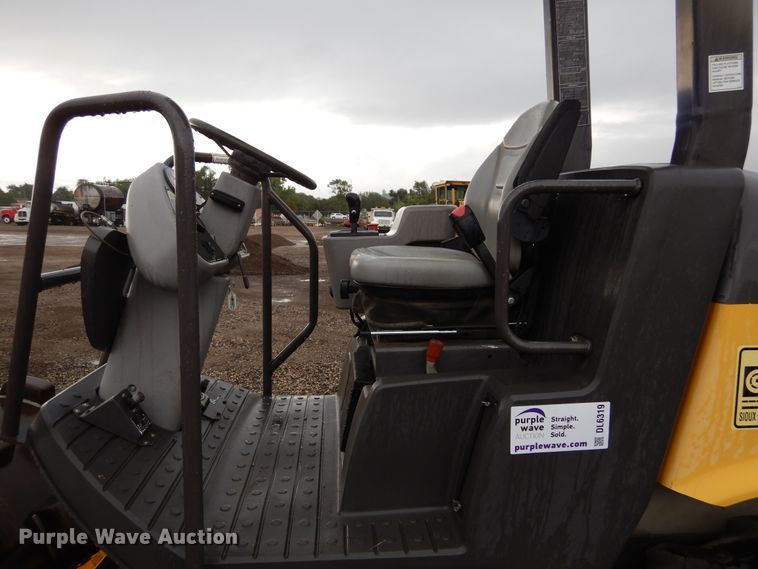 image for item DL6319 2010 Volvo SD45F  single drum vibratory roller