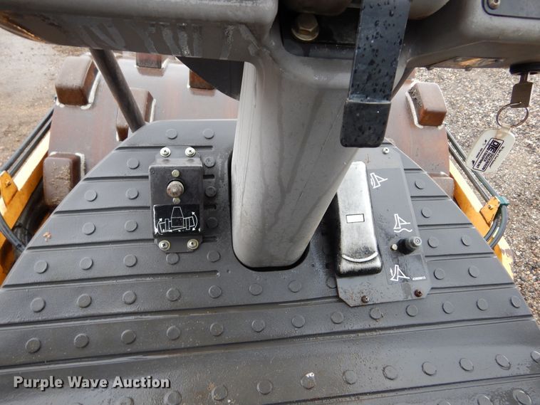 image for item DL6319 2010 Volvo SD45F  single drum vibratory roller