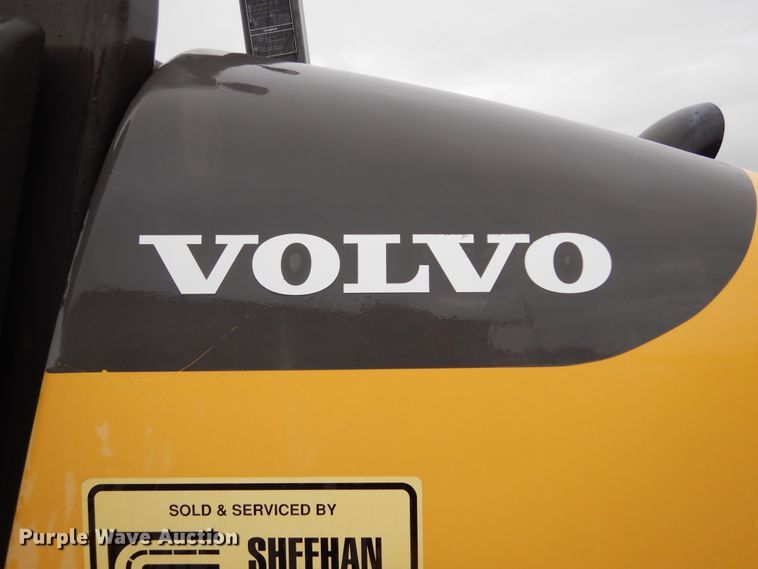 image for item DL6319 2010 Volvo SD45F  single drum vibratory roller