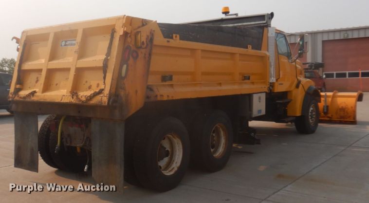 image for item JZ9849 2001 Sterling LT9500  dump truck