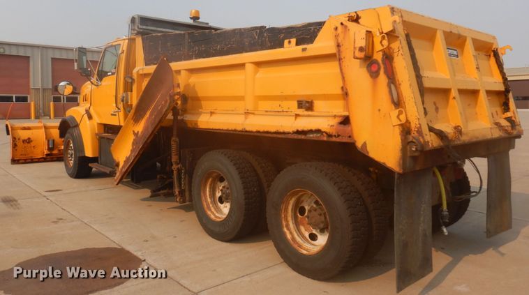 image for item JZ9849 2001 Sterling LT9500  dump truck