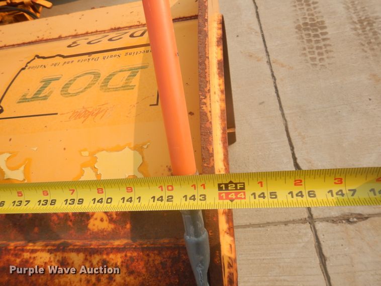 image for item JZ9849 2001 Sterling LT9500  dump truck