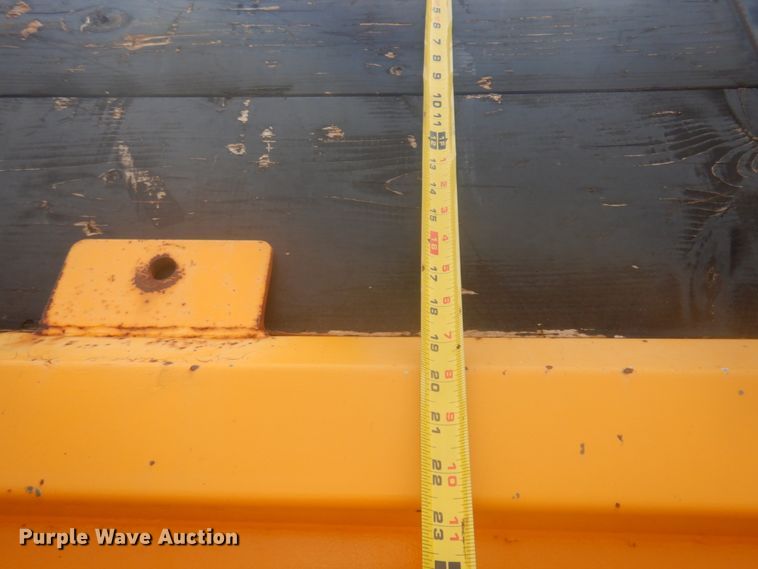 image for item JZ9849 2001 Sterling LT9500  dump truck