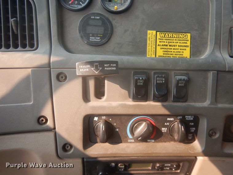 image for item JZ9849 2001 Sterling LT9500  dump truck