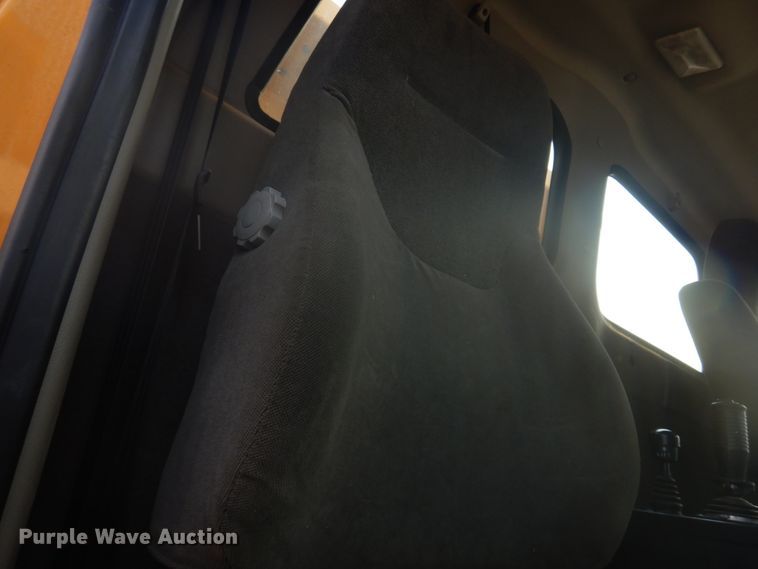 image for item JZ9849 2001 Sterling LT9500  dump truck