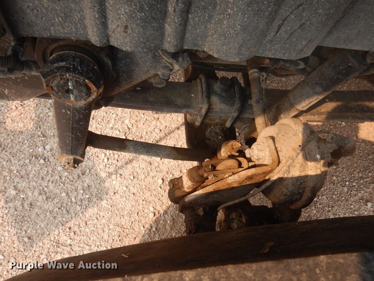 image for item JZ9851 2012 International WorkStar 7400  oil distributor truck