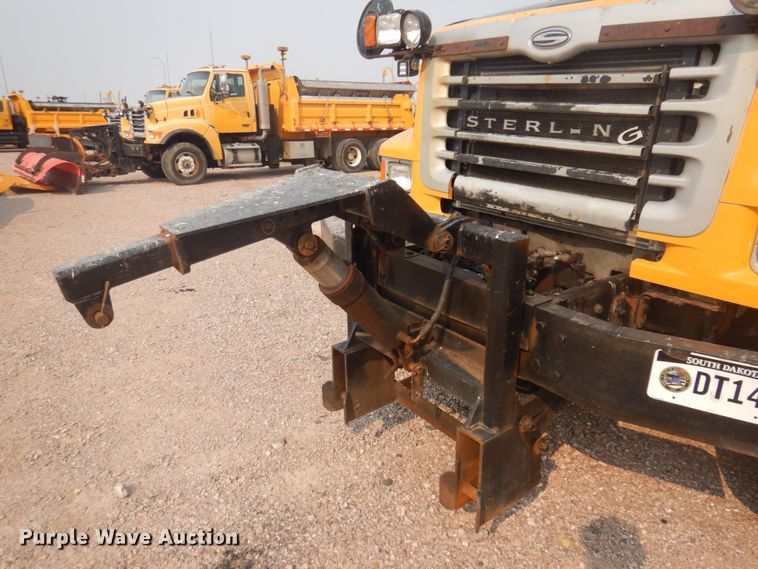 image for item JZ9853 2006 Sterling LT9500  dump truck