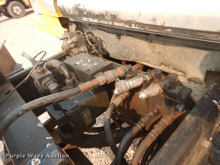 image for item JZ9853 2006 Sterling LT9500  dump truck