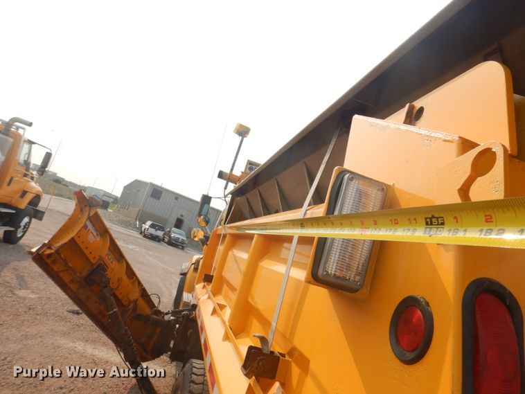 image for item JZ9853 2006 Sterling LT9500  dump truck