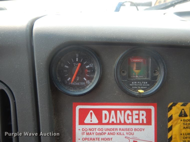 image for item JZ9853 2006 Sterling LT9500  dump truck