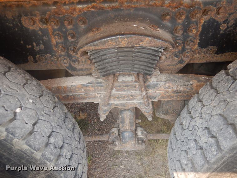 image for item JZ9853 2006 Sterling LT9500  dump truck