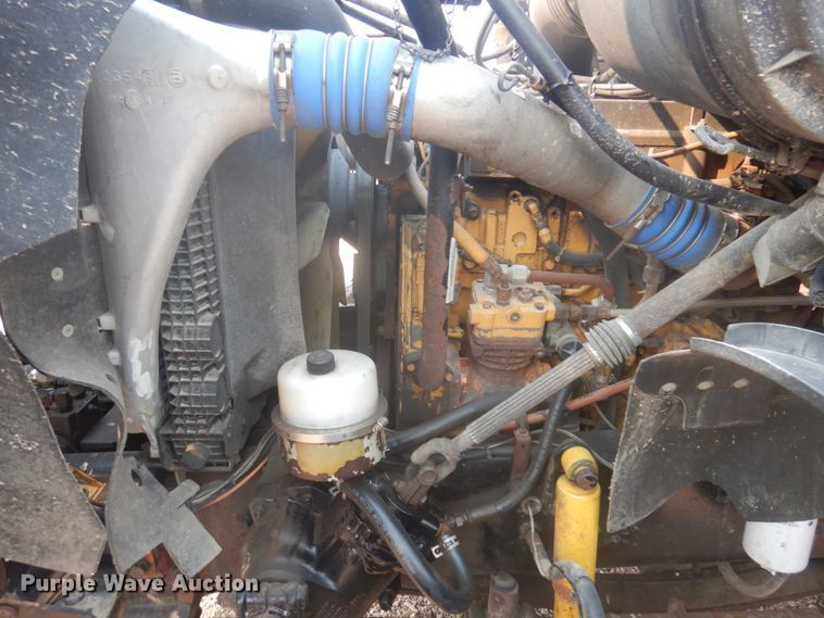 image for item JZ9853 2006 Sterling LT9500  dump truck