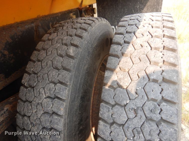 image for item JZ9853 2006 Sterling LT9500  dump truck