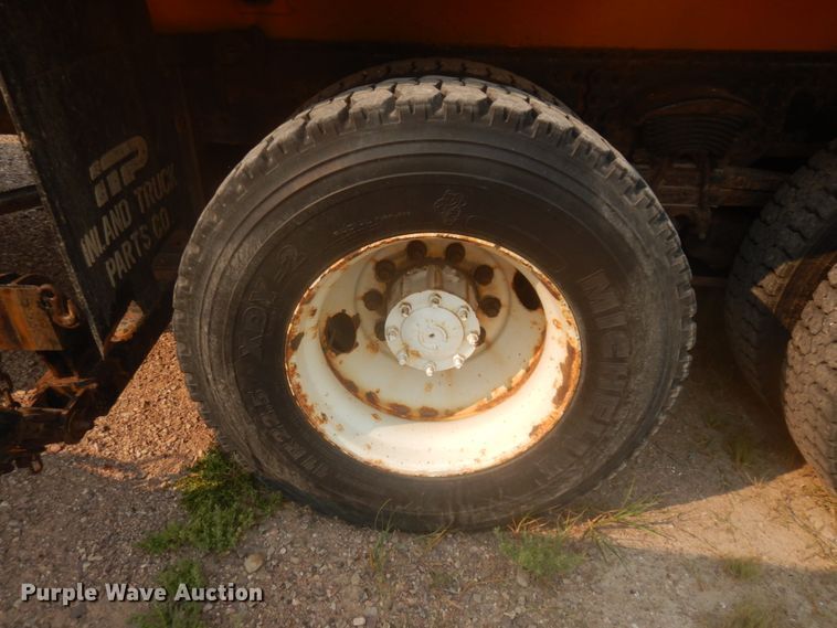 image for item JZ9853 2006 Sterling LT9500  dump truck