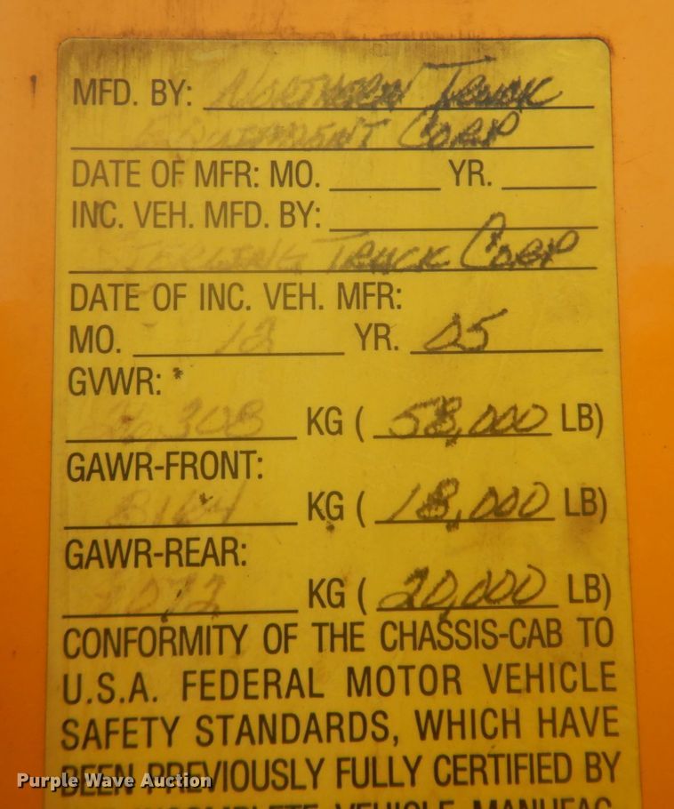 image for item JZ9853 2006 Sterling LT9500  dump truck