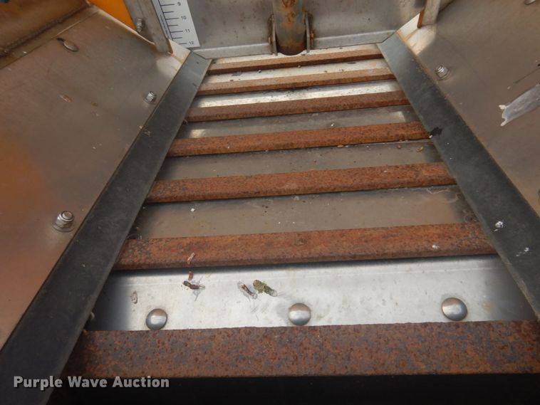 image for item JZ9855 2000 Sterling LT9500  dump truck