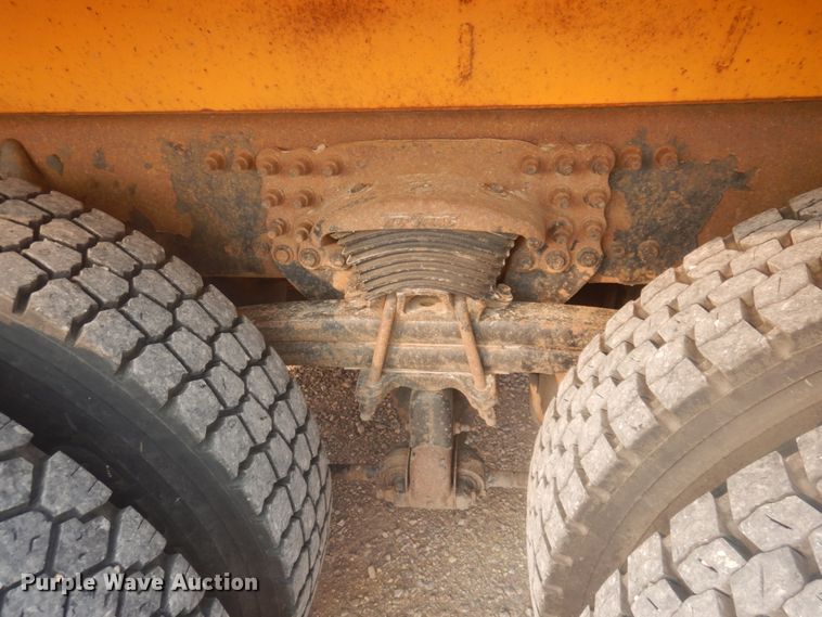 image for item JZ9855 2000 Sterling LT9500  dump truck