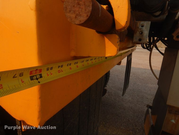 image for item JZ9855 2000 Sterling LT9500  dump truck