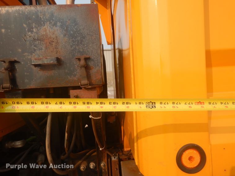 image for item JZ9855 2000 Sterling LT9500  dump truck