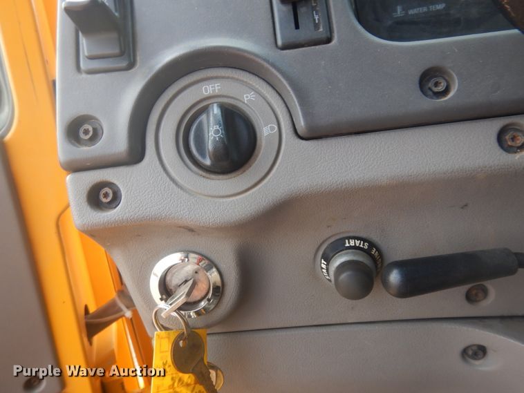 image for item JZ9855 2000 Sterling LT9500  dump truck