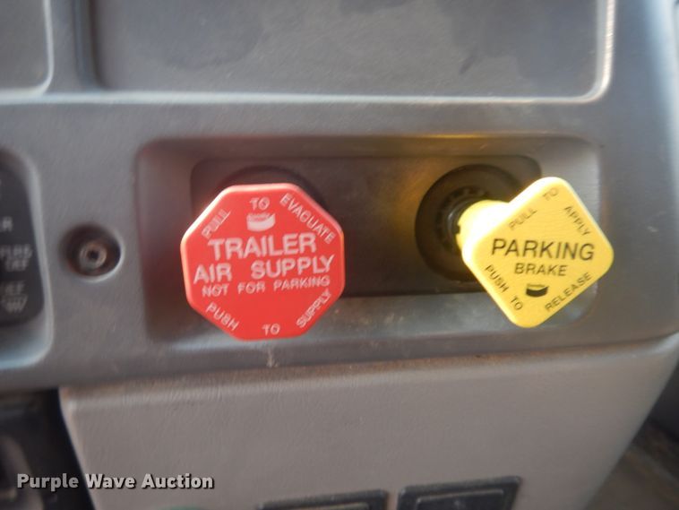 image for item JZ9855 2000 Sterling LT9500  dump truck