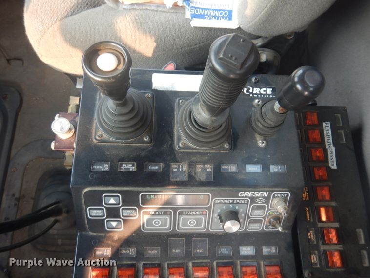 image for item JZ9855 2000 Sterling LT9500  dump truck