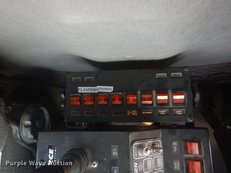 image for item JZ9855 2000 Sterling LT9500  dump truck