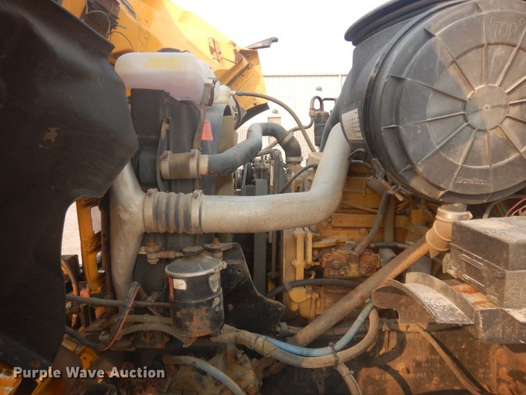 image for item JZ9855 2000 Sterling LT9500  dump truck