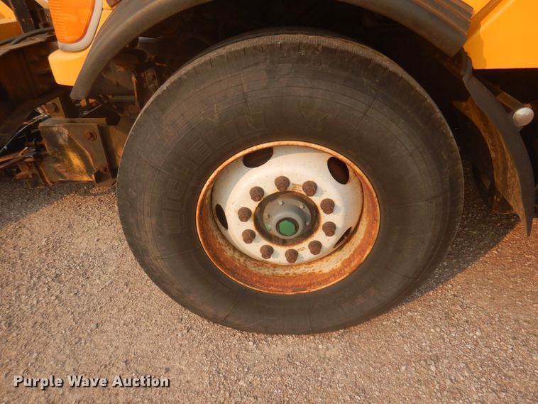 image for item JZ9855 2000 Sterling LT9500  dump truck